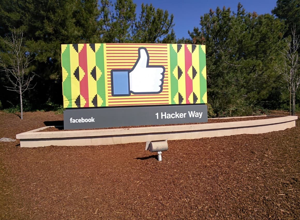 facebook1
